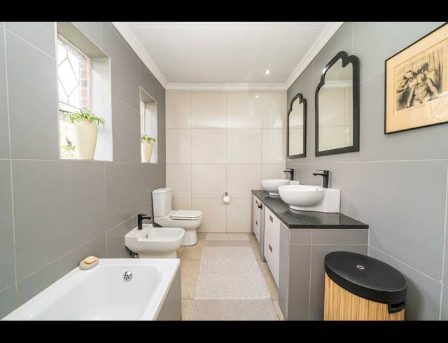 4 BEDROOM HOUSE FOR SALE IN PARKDENE